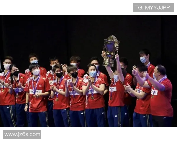 重庆羽毛球队与深圳羽毛球队赛后复盘分析战术对决与表现总结