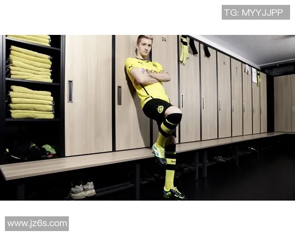 足球明星奥巴姆的职业生涯成就与个人魅力全解析 足球明星奥巴姆的职业生涯成就与个人魅力全解析